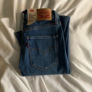720 High Rise Super Skinny LEVIS